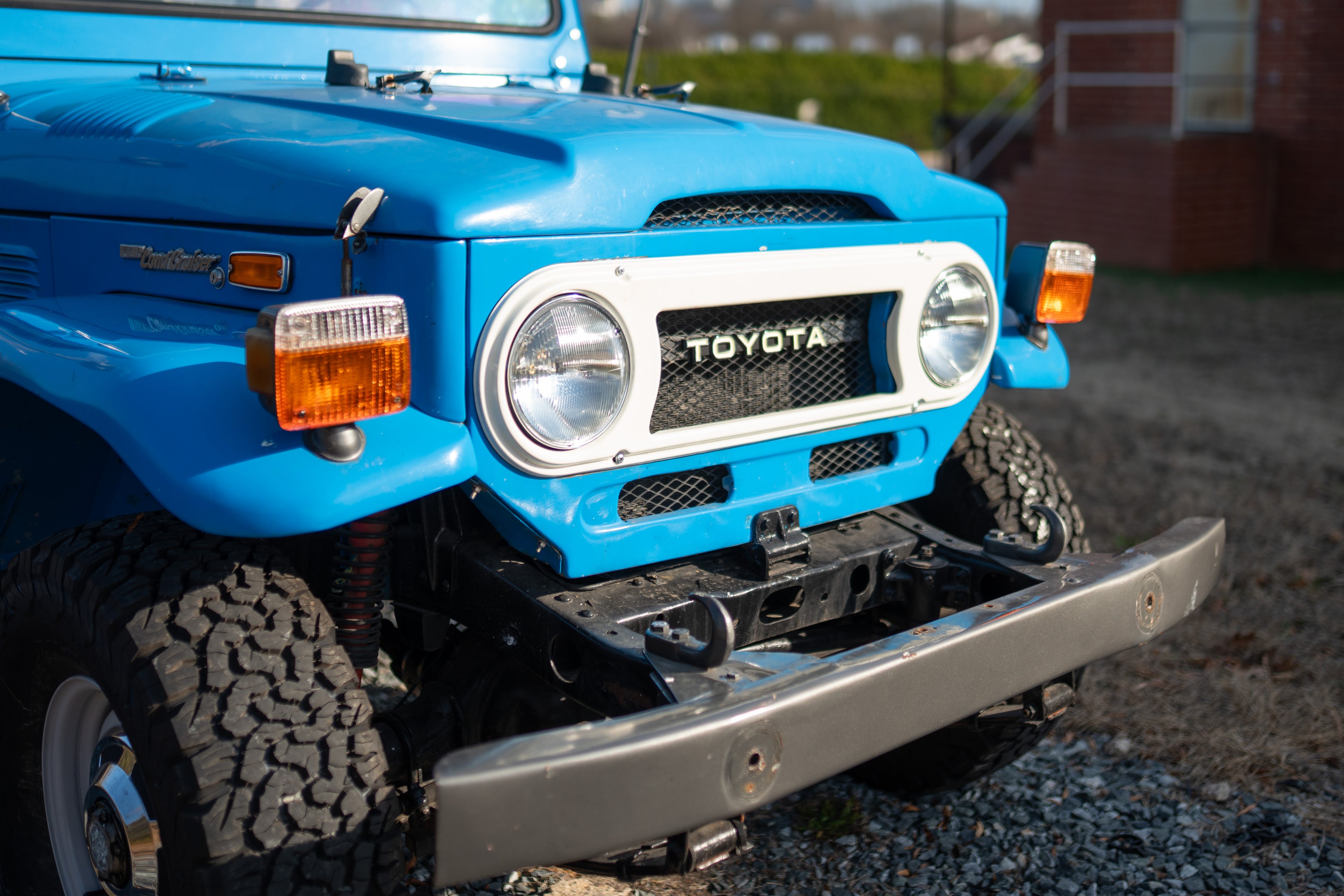 1974 Toyota Land Cruiser FJ43 Soft Top (Blue)