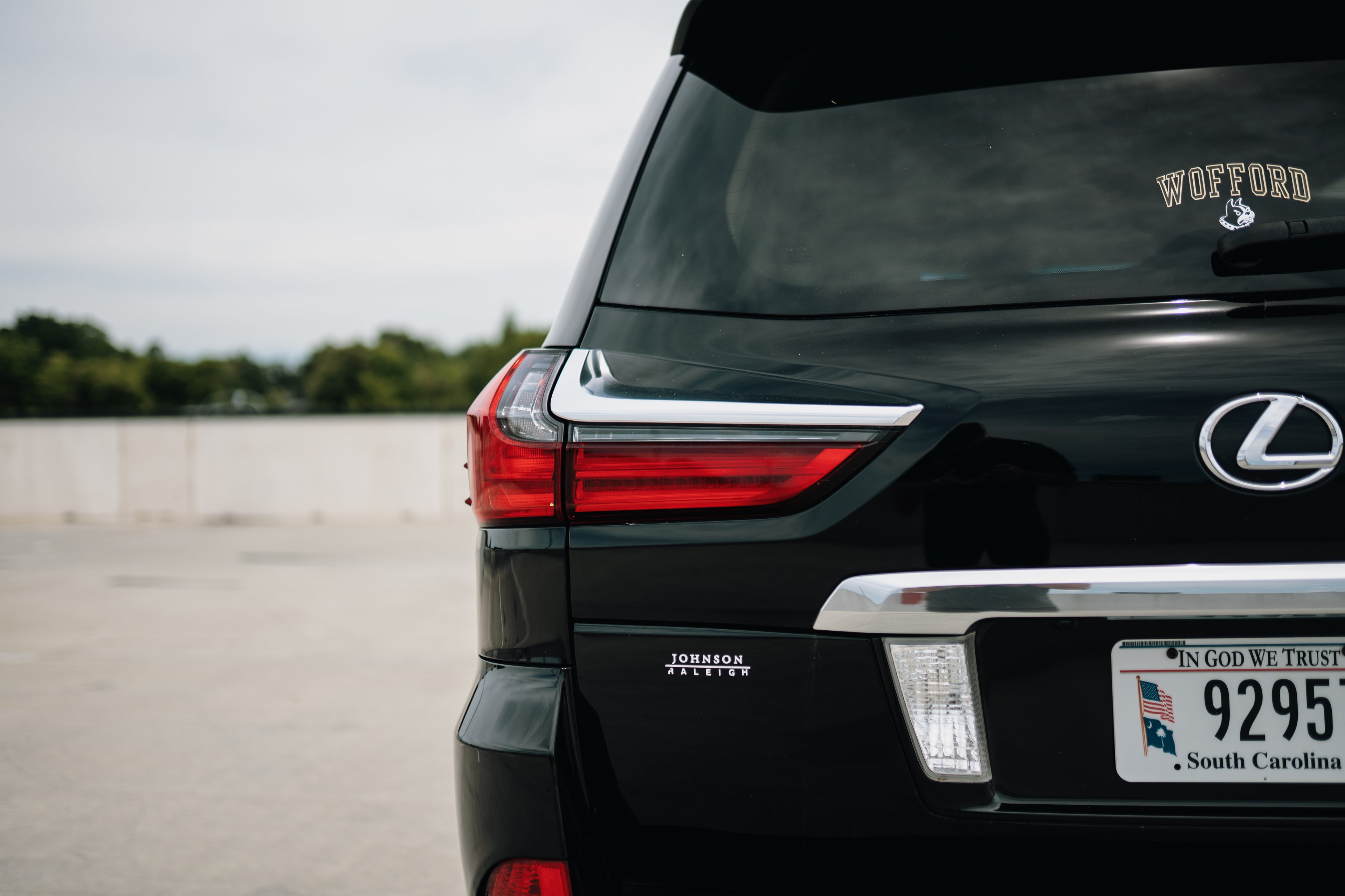 2016 Lexus LX570 Low Miles 102K Runs Great VERY Clean!