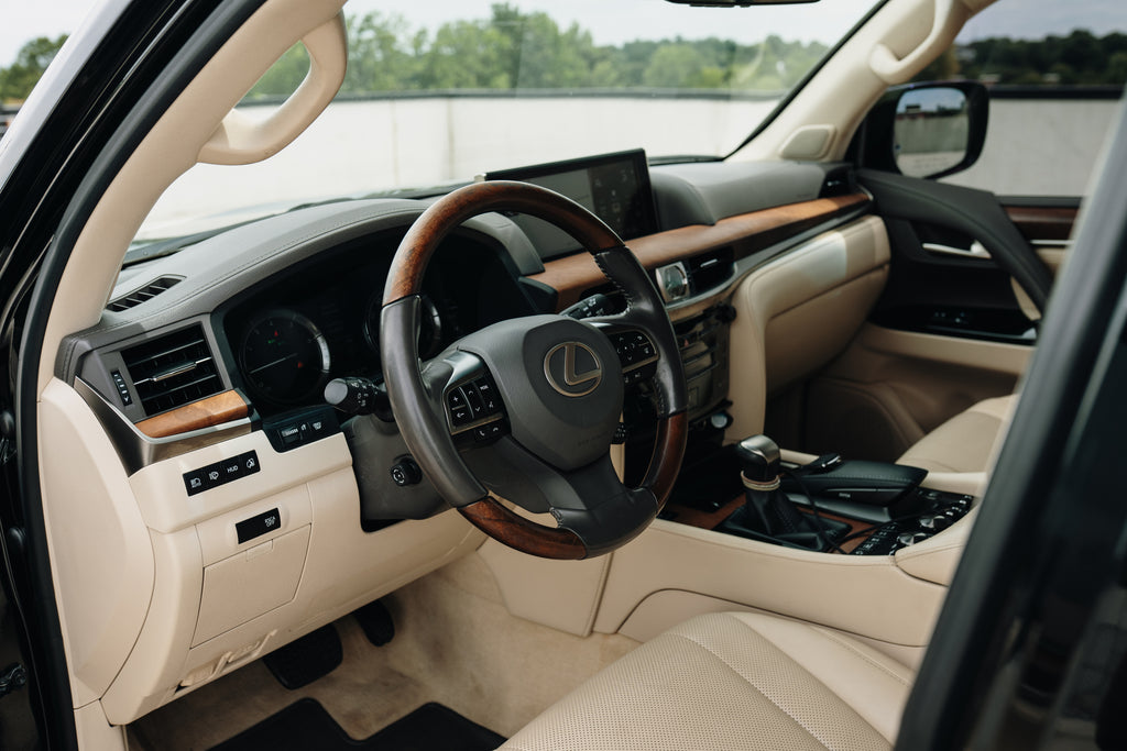 2016 Lexus LX570 Low Miles 102K Runs Great VERY Clean!