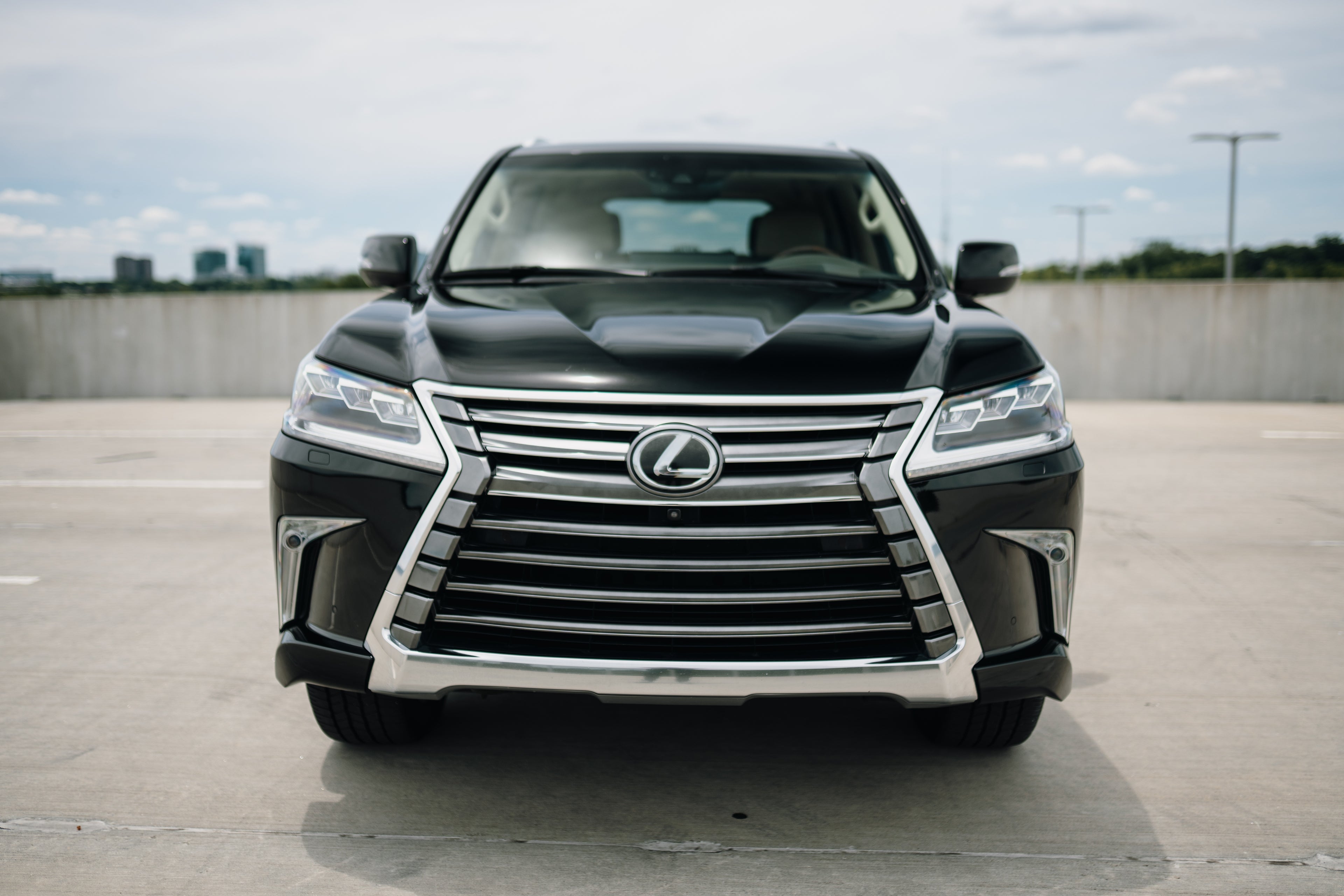 2016 Lexus LX570 Low Miles 102K Runs Great VERY Clean!