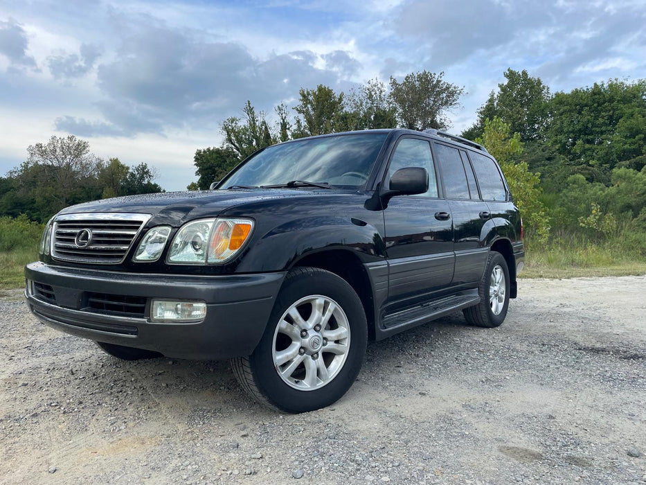 2005 Lexus LX470 One Family Owner Low Miles 151K Runs Great!