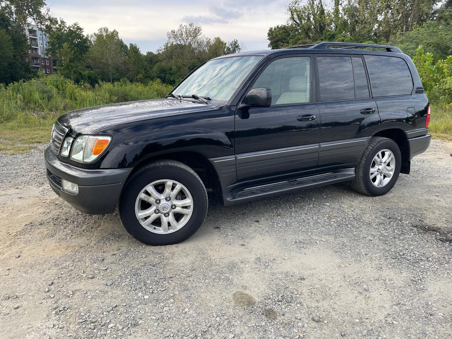 2005 Lexus LX470 One Family Owner Low Miles 151K Runs Great!