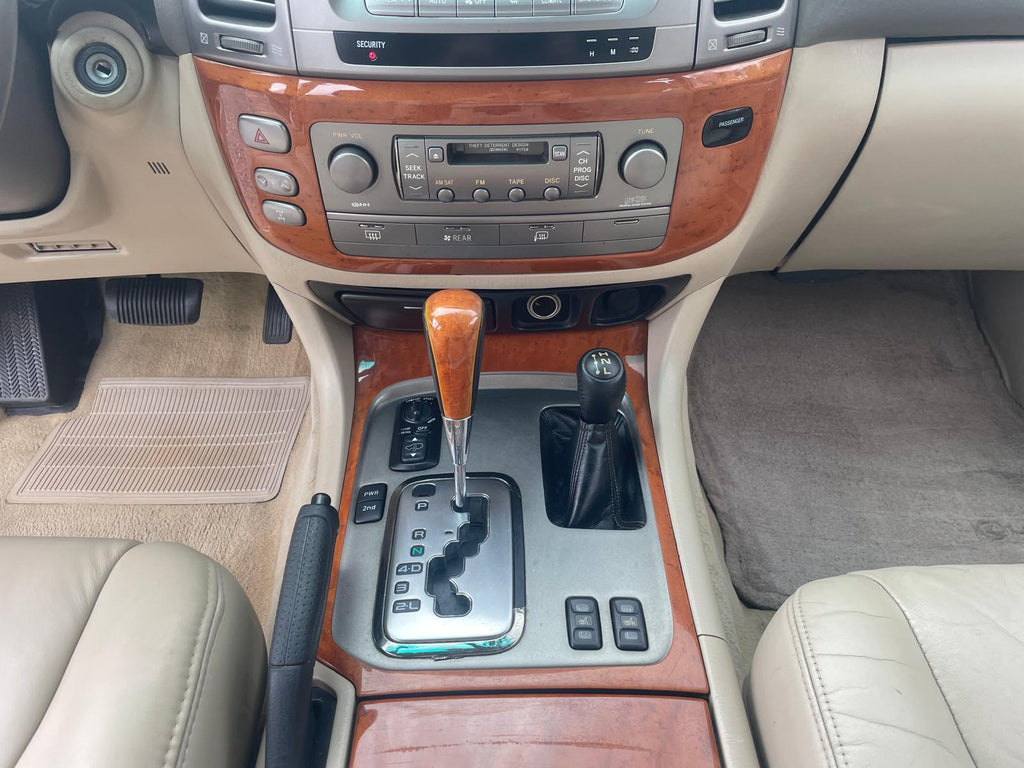 2005 Lexus LX470 One Family Owner Low Miles 151K Runs Great!