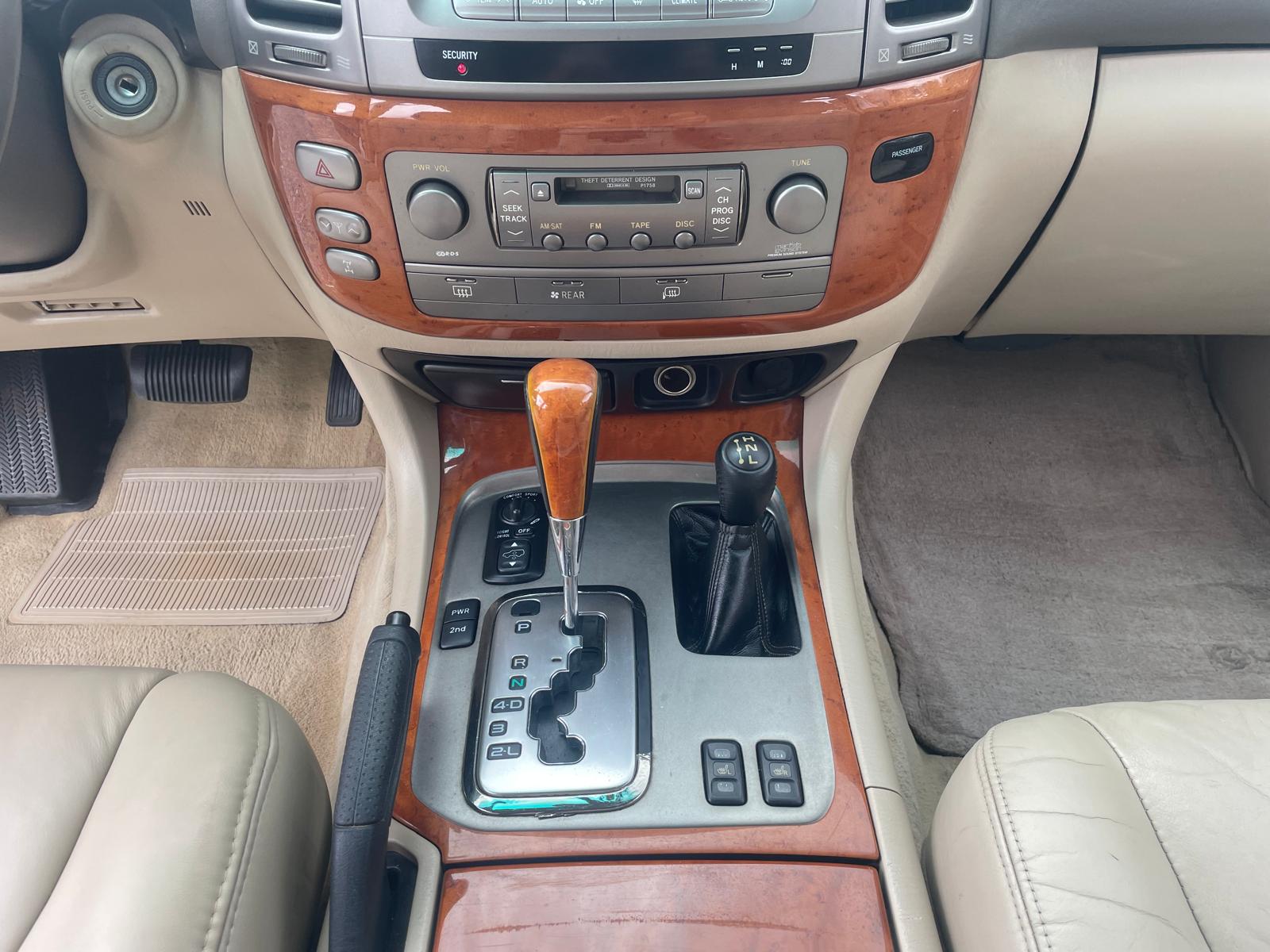 2005 Lexus LX470 One Family Owner Low Miles 151K Runs Great!