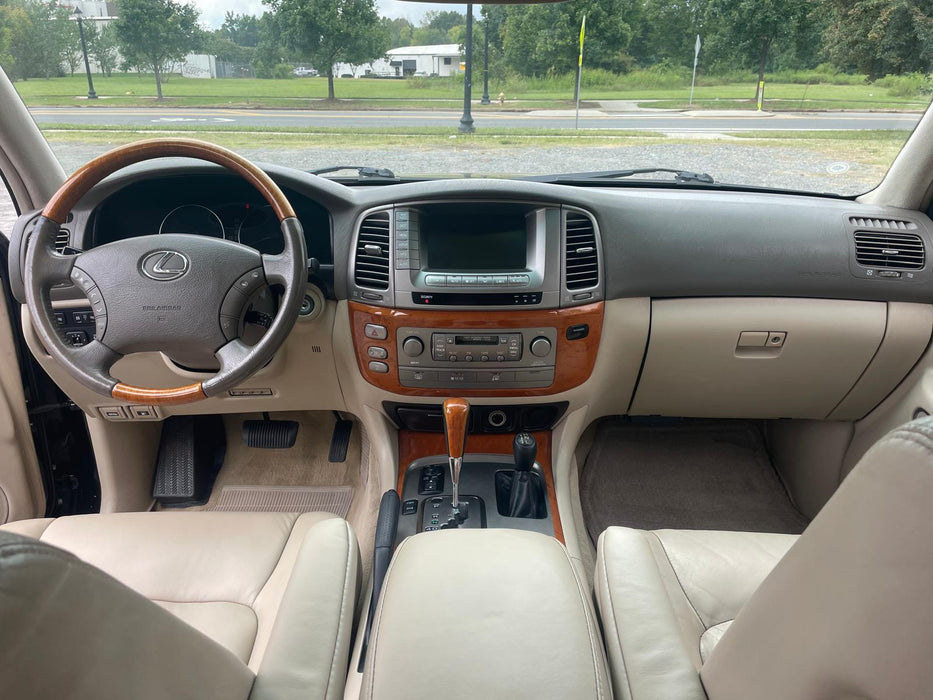 2005 Lexus LX470 One Family Owner Low Miles 151K Runs Great!