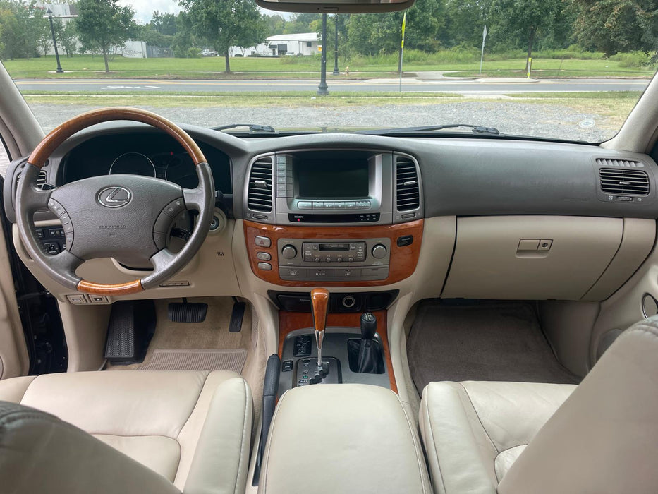 2005 Lexus LX470 One Family Owner Low Miles 151K Runs Great!