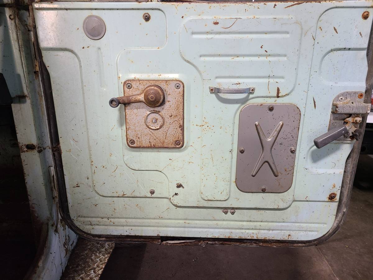 1971 Toyota FJ40 Land Cruiser Project w/Title