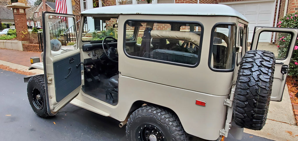 1976 Toyota FJ40 Land Cruiser 4.3L Vortec H55 5 Speed