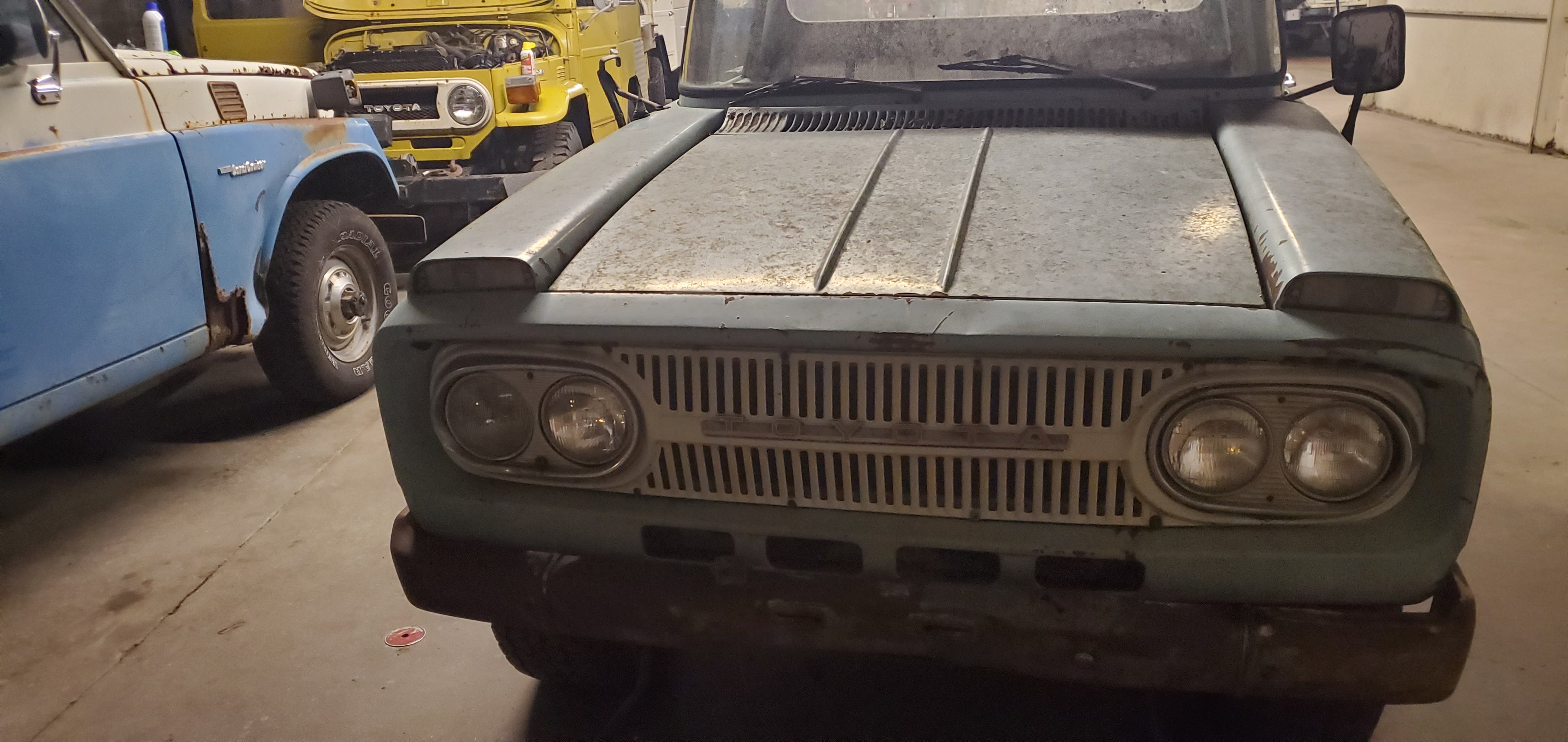 1966 Toyota Stout 1900 Pickup (RK41)