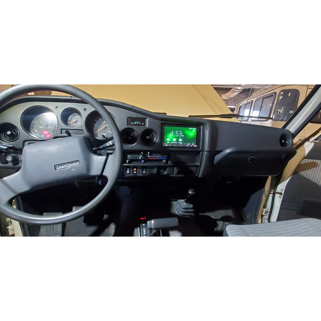 1989 Toyota Land Cruiser FJ62 White