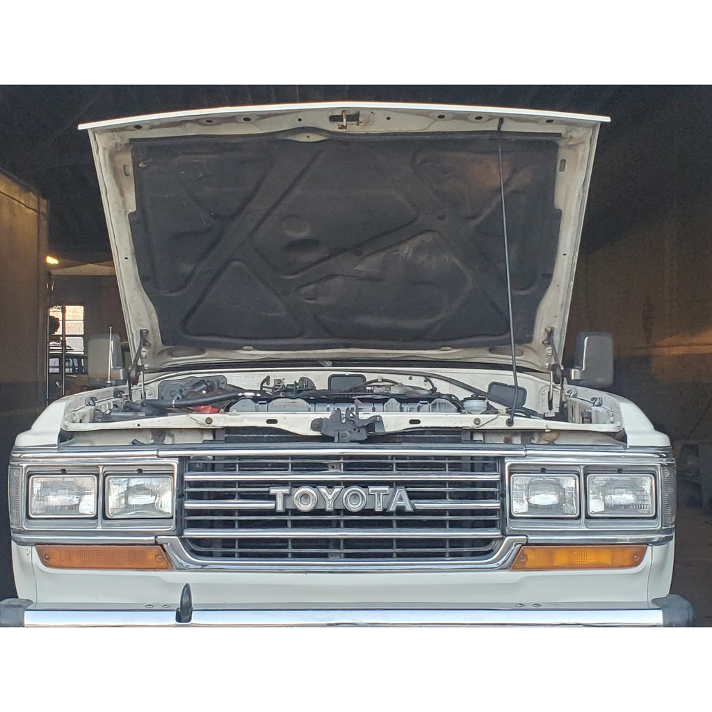 1989 Toyota Land Cruiser FJ62 White